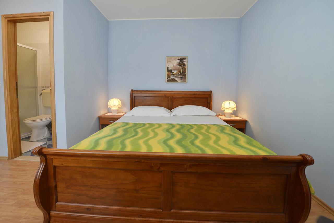 Bed And Breakfast Julia Seget  Eksteriør billede